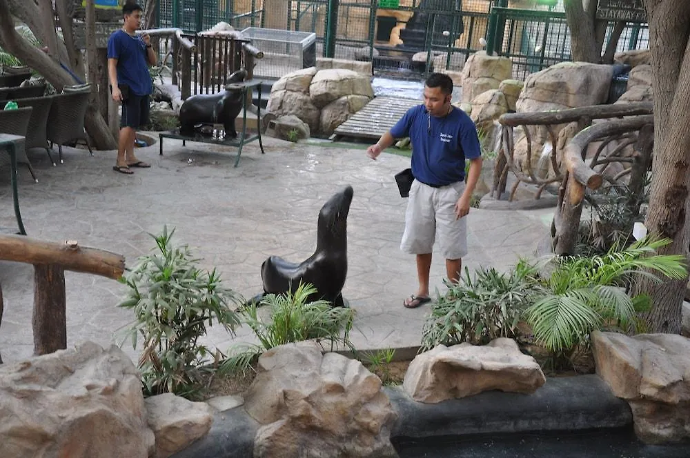 Emirates Park Resort Abu Dhabi