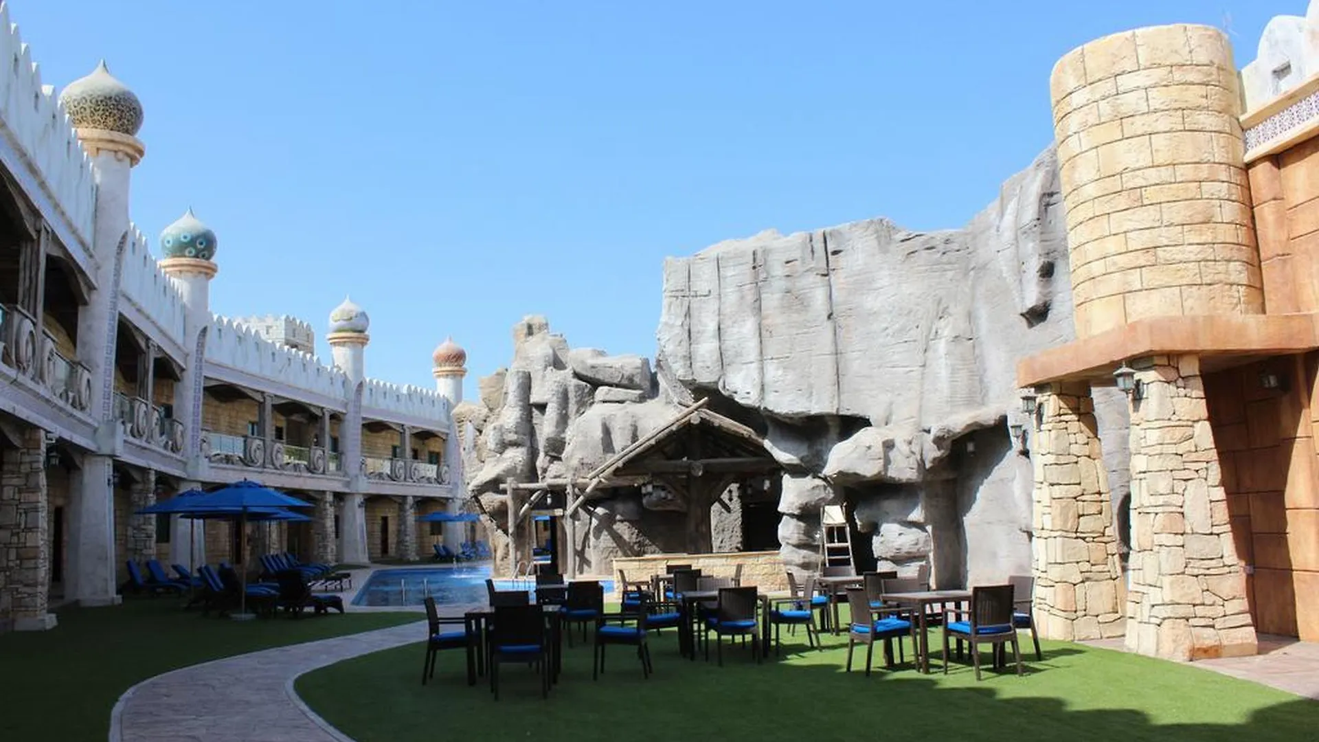אבו דאבי Emirates Park Resort