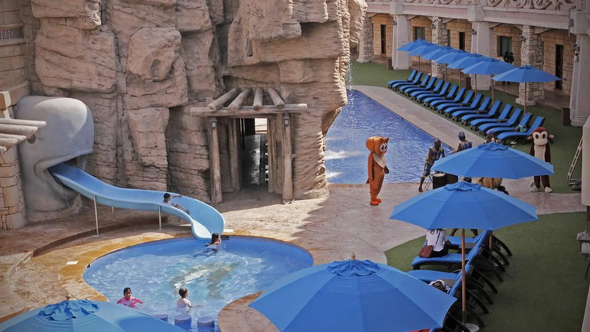אבו דאבי Emirates Park Resort